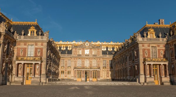 Château de Versailles Paris iStock 600x330