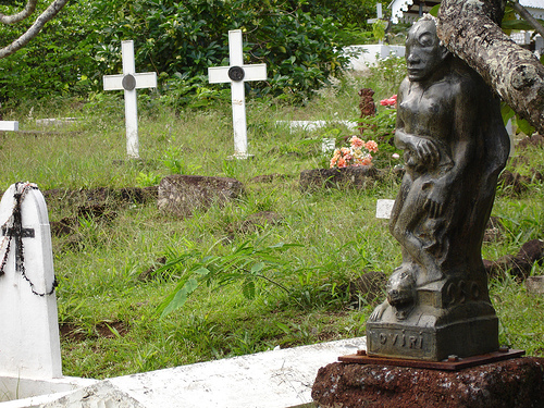 La tombe de Gauguin La tombe de Gauguin