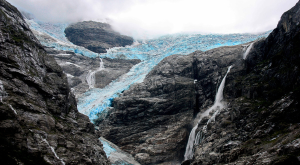 Le glacier Briksdal Norvège iStock