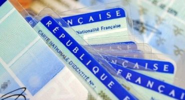 Nouveau : voyager avec une carte nationale d’identité prolongée