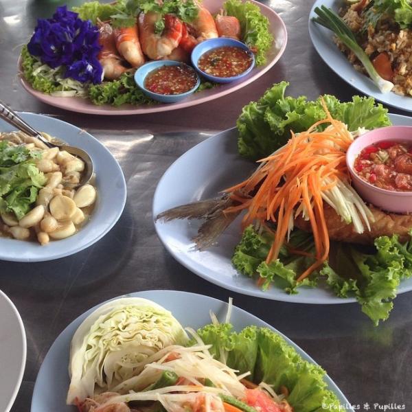 Un repas en Thaïlande