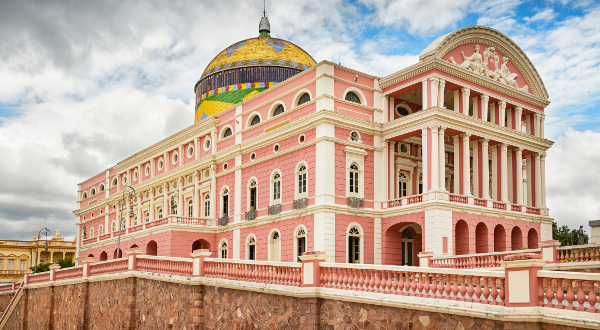Le théatre Amazonas, à Manaus iStock