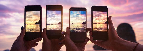 Téléphone en voyage iStock 1200x430