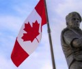 drapeau canada et statue 120x100