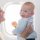 Bébé qui prend l'avion iStock