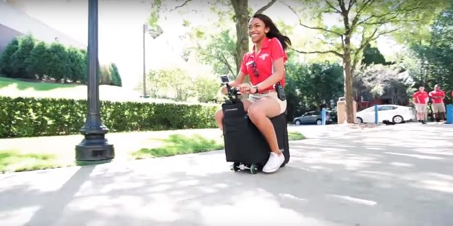 jeune fille sur un modobag