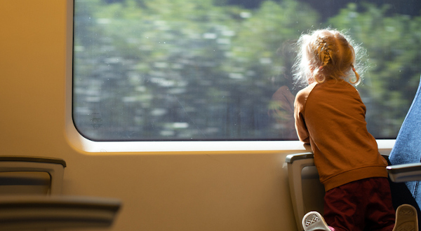 voyager en train avec des enfants
