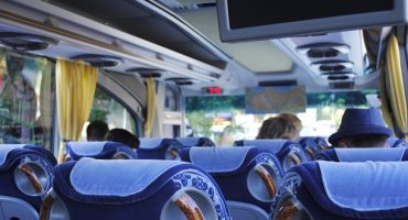 10 astuces pour survivre à un long voyage en bus
