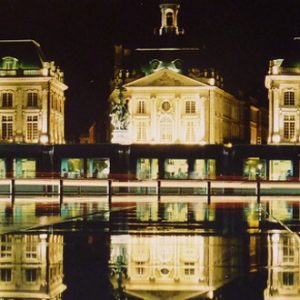 Bordeaux by night e1696497942401