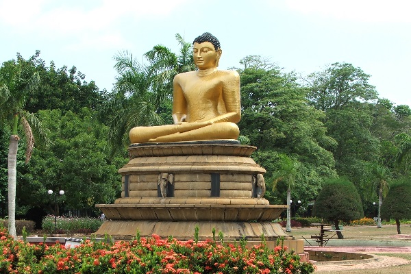 Le Bouddha géant