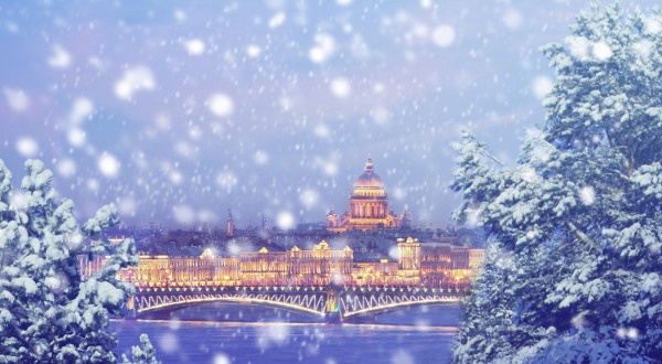 Destination- Saint-Pétersbourg-neige 