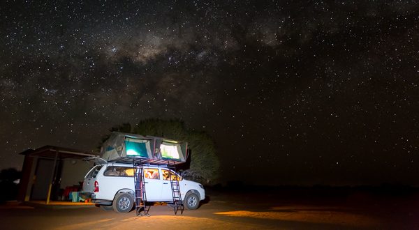 10-lagirafeetlegrizzly-etoiles-namibie