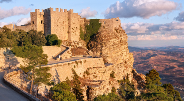 Erice Sicile Shutterstock