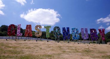 En juin, partez pour Glastonbury
