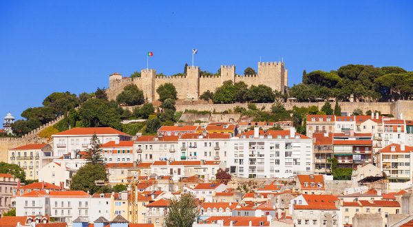 château de Saint-Georges Lisbonne Portugal iStock