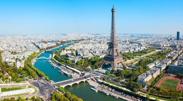 Tour Eiffel vu d'en haut Paris iStock 600x330