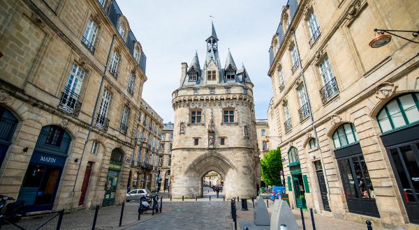 Porte Cailhau, Cailhau Gate, Bordeaux, France iStock