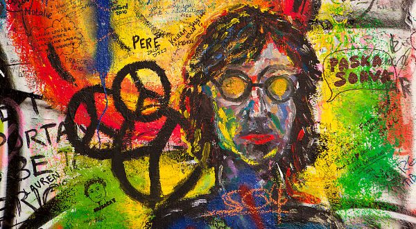 mur John Lennon Prague iStock