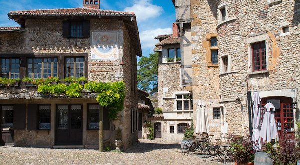 a 100km autour de lyon : pérouges