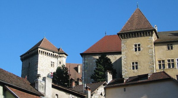 Château Annecy iStock