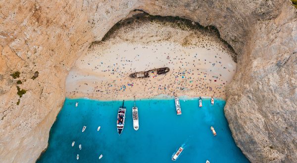 plage de Navágio Grèce iStock