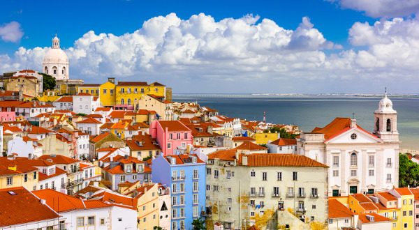 Lisbonne portugal iStock