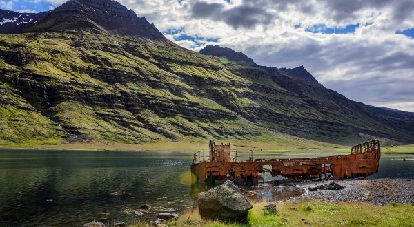 Fjord Mjoifjördur iStock