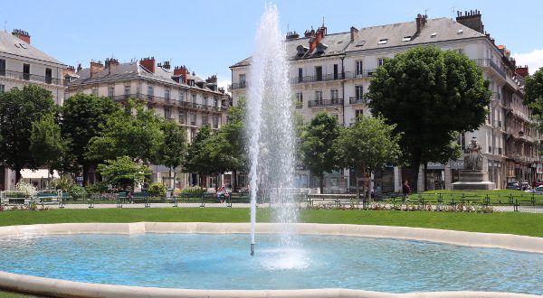place Victor Hugo iStock