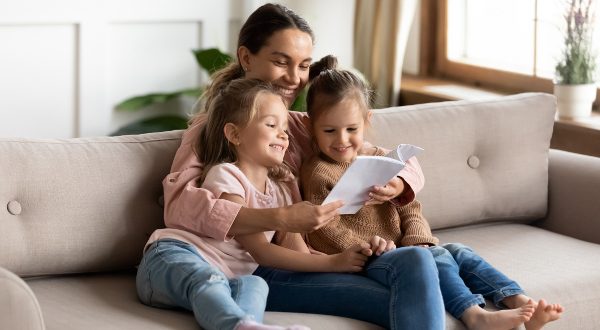 Au pair, enfants, iStock