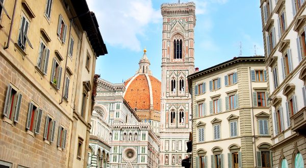 Campanile de Giotto Shutterstock