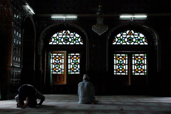 Musulmanes-en-la-mezquita