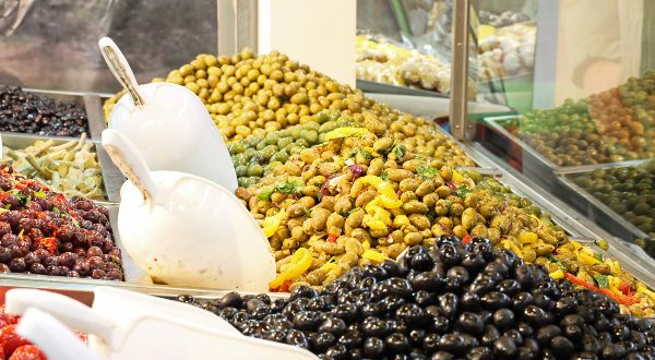Marché Provençal Toulon iStock