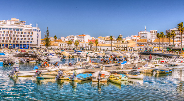 Marina de Faro iStock