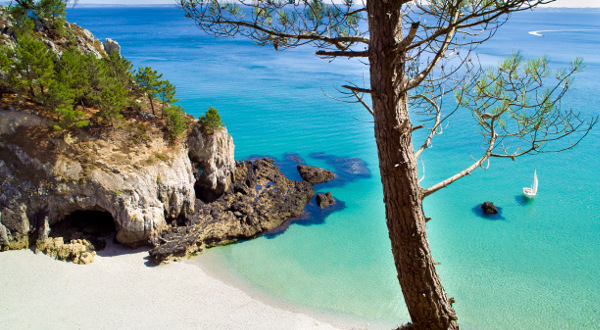 plage de Morgat Bretagne iStock