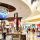 Duty Free à l’aéroport de Changi, Singapour, iStock
