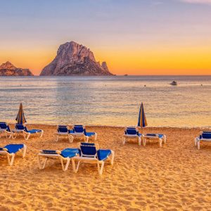 Plage Calo dHort Ibiza header iStock