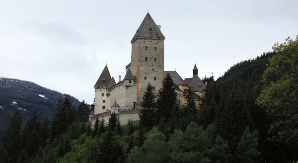 chateau Autriche Moosham iStock