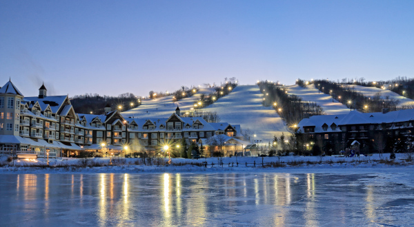 Blue Mountain ski Ontario Canada