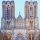 Façade de la cathédrale de Reims au crépuscule