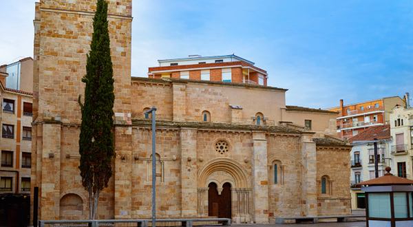 L'église de Santiago de Burgo à Zamora