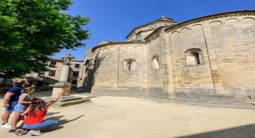 Évasion dans le Languedoc : Les Trésors Cachés de Saint-Martin-de-Londres