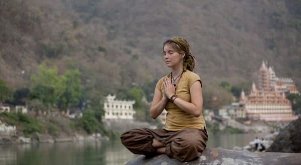 Rishikesh yoga inde (1)